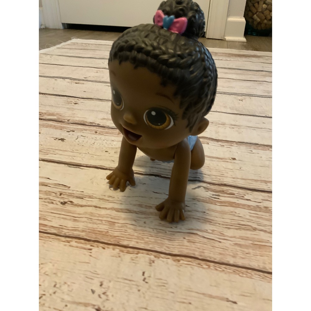 Hasbro Baby Alive Lil Crawls and Babbles African American Doll F2619 Braids